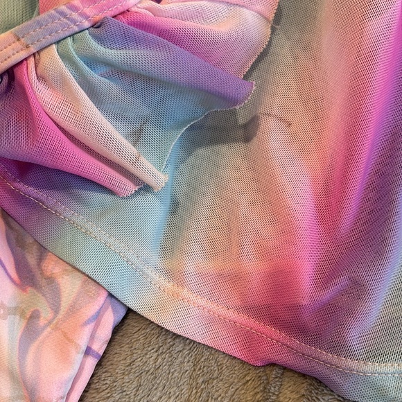 💐Girls BathingSuit 3T - Picture 4 of 6